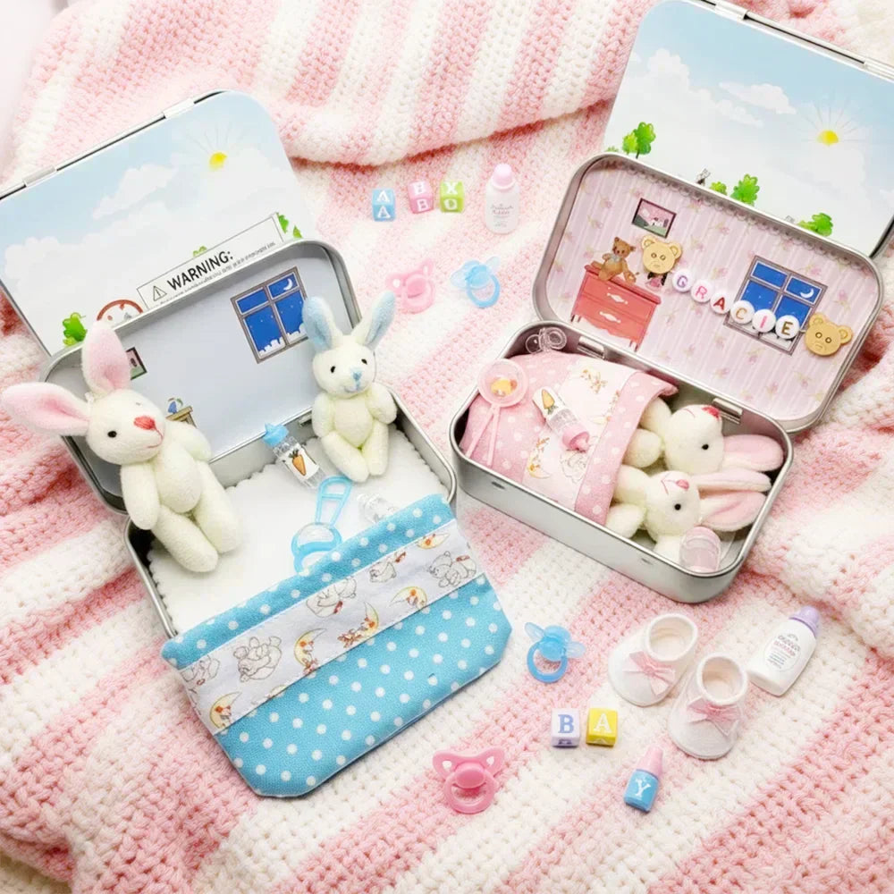 💎 49% OFF! 💎 Bunny Mummy & Baby Plush Pocket Tin – Handmade Easter Collectible with Cozy Blanket (Pink/Blue Ears) 🐇🎁