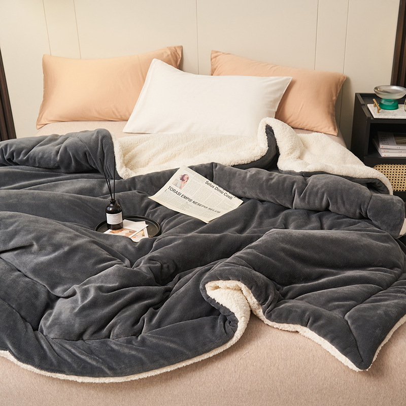 🛏️ 49% OFF! ❄️ Double-Layer Lambswool Blanket – Ultra-soft & warm for winter ✨