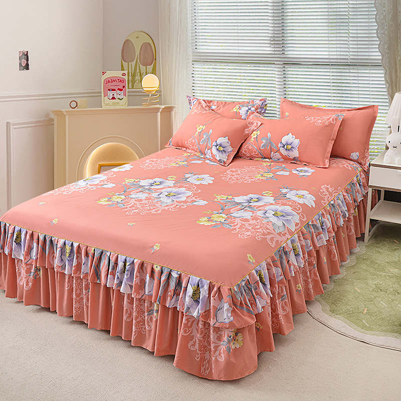 🌸Romance in Full Bloom · Timeless Elegance!💐 This floral ruffled bed skirt set transforms your bedroom into a dreamy sanctuary.✨
