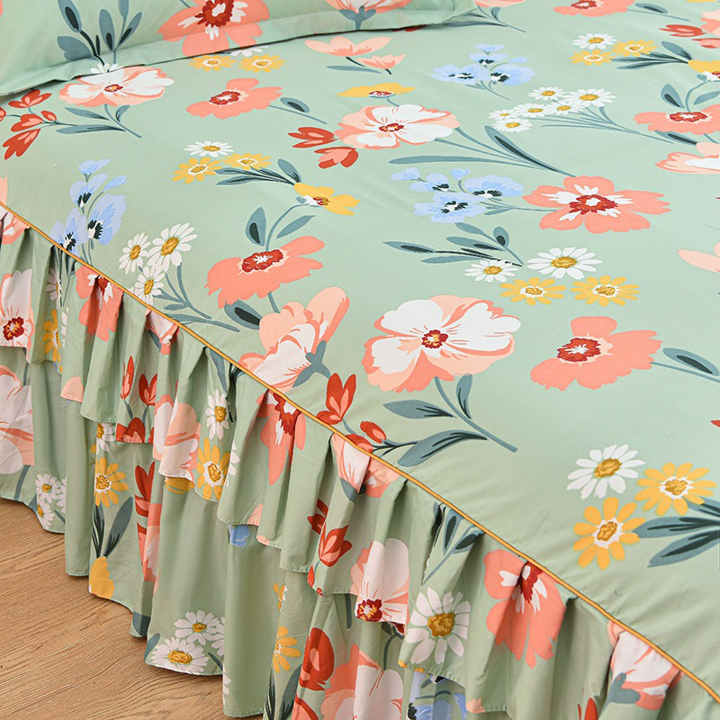 🌸Romance in Full Bloom · Timeless Elegance!💐 This floral ruffled bed skirt set transforms your bedroom into a dreamy sanctuary.✨