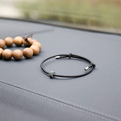 🔥40% OFF!🔗Emergency Escape Window Breaker Bracelet✨