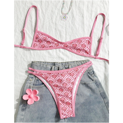 🥳2026 HOT SALE🥳💞50K+ SOLD!👵🏖️ 49% OFF! Boho Tile Print Backless Bikini – Adjustable straps, flattering bralette top. Unique vintage print, soft & quick-dry fabric. Feel confident & stylish by the water. 🌸✨