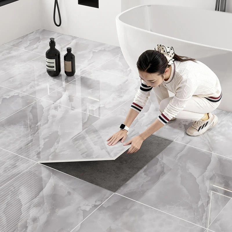 🥳2026 HOT SALE🥳💞50K+ SOLD!🚿🛡️ 49% OFF! Premium Floor Tile Sticker – 2.5mm thick, wear‑resistant. Anti‑slip texture, easy to clean. Covers old tiles or concrete. 👣💪