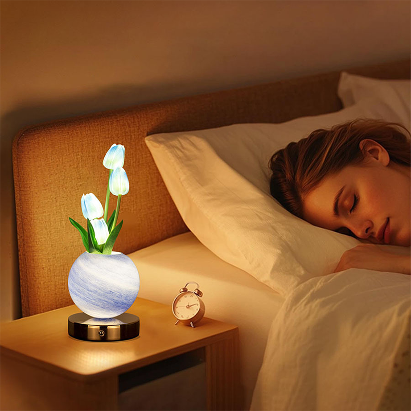 🌷 49% OFF NOW! 💡 Elegant Tulip Bouquet Night Light – Soft glow, realistic & USB-powered – Perfect for bedroom, nursery & cozy corners ✨