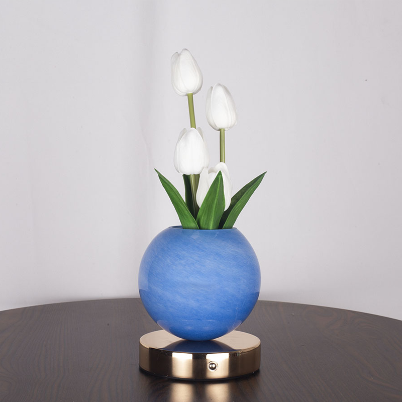 🌷 49% OFF NOW! 💡 Elegant Tulip Bouquet Night Light – Soft glow, realistic & USB-powered – Perfect for bedroom, nursery & cozy corners ✨