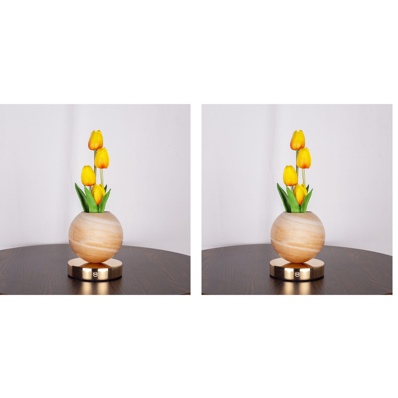 🌷 49% OFF NOW! 💡 Elegant Tulip Bouquet Night Light – Soft glow, realistic & USB-powered – Perfect for bedroom, nursery & cozy corners ✨