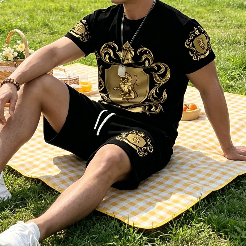 👕 49% OFF NOW! 👑 Men's Gold Crest Print T-Shirt & Shorts Set – Stylish, breathable & perfect for casual summer days or sporty looks 🩳