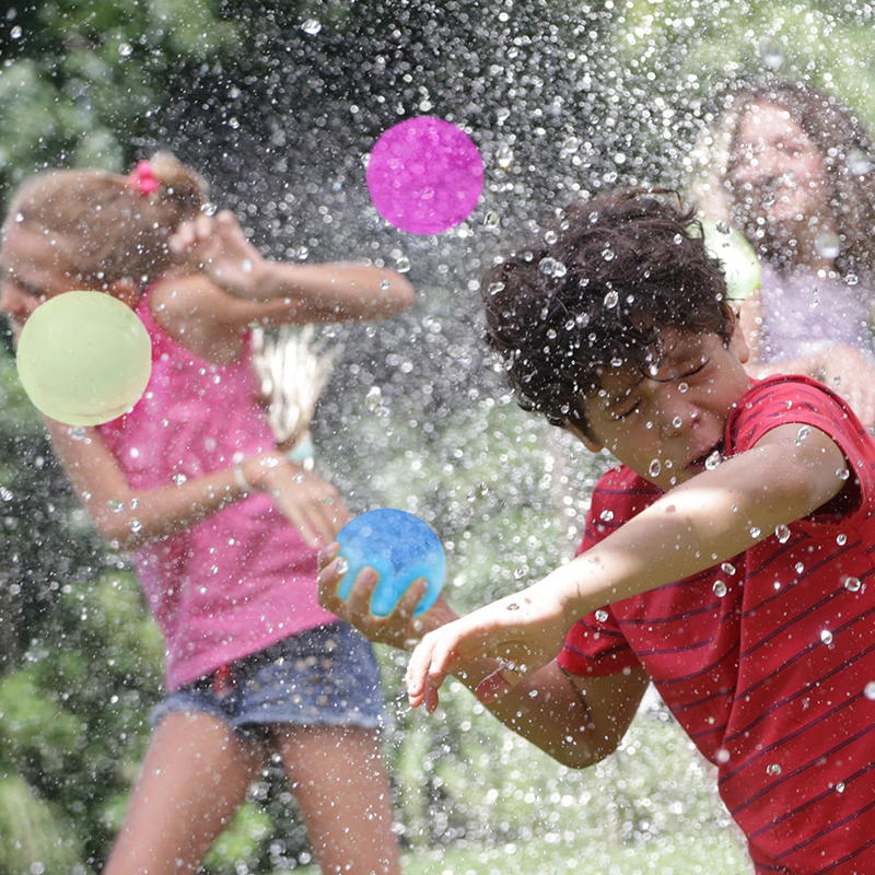 🎈 49% OFF NOW! 💧 12 PCS Non-Magnetic Silicone Water Balloon Toy – Reusable, leak-proof & eco-friendly – perfect for pool fights, beach fun or summer parties 💦
