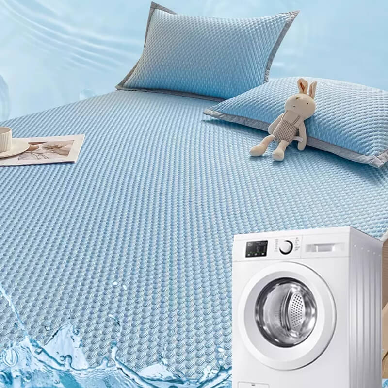 📢Exclusive 49% OFF | Ice Silk Cooling Bedding Set | Moisture-Wicking & Breathable Summer Quilt & Pillowcase | Quick-Dry Lightweight Sleep Comforter