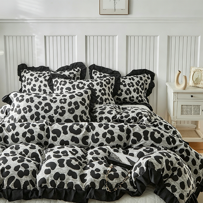 🐆 49% OFF NOW! 🛌 Leopard Print Ruffled Duvet Cover Set – Soft fabric, chic ruffle detail & vibrant print – Perfect for a bold, cozy bedroom makeover ✨