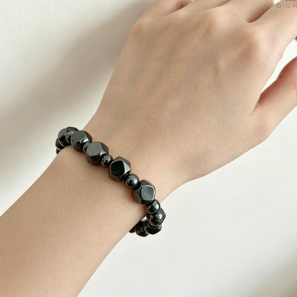 📢📢49% OFF !! ⏰Vintage Round Synthetic Stone Bracelet